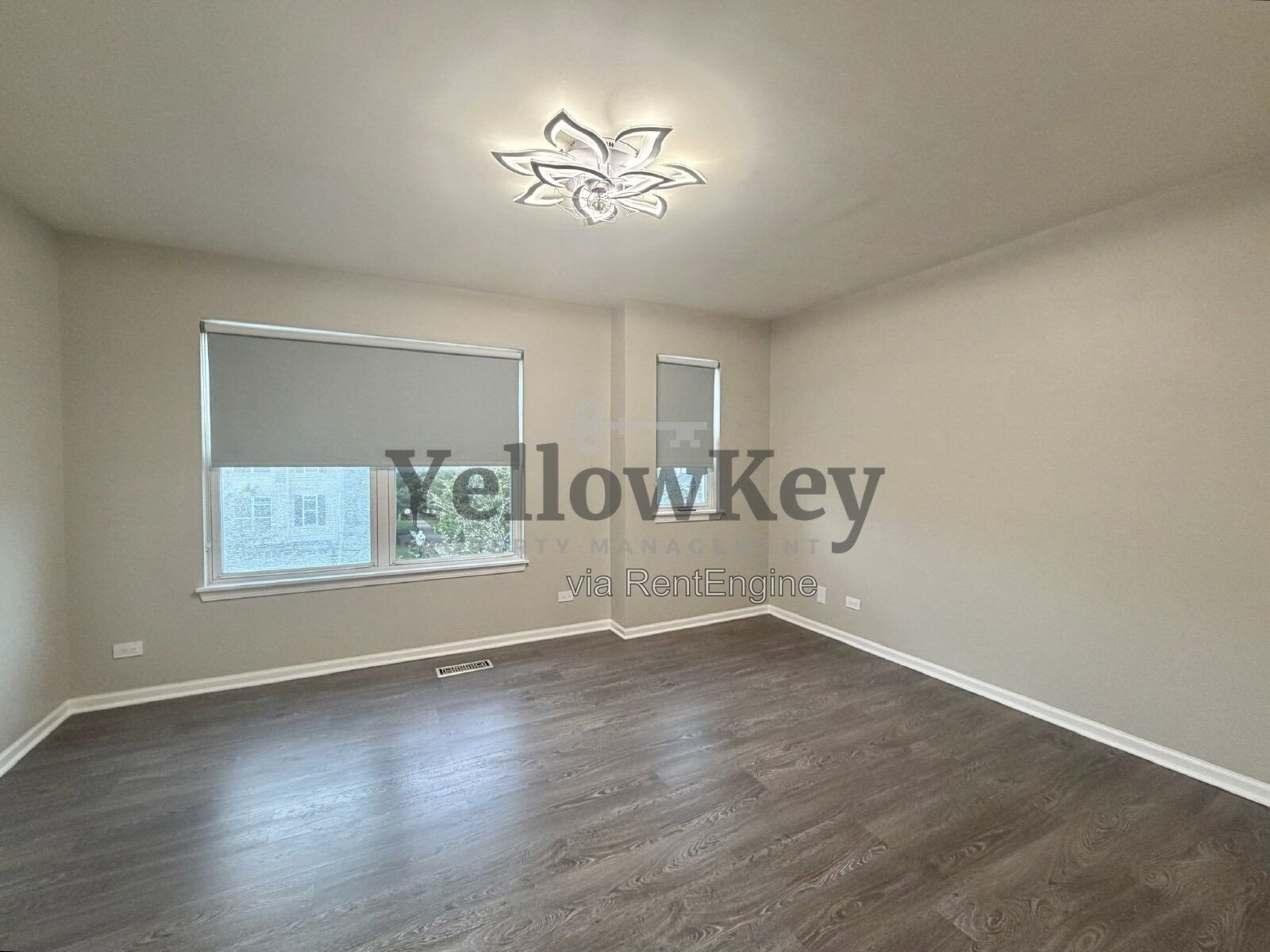 Clean and Updated 3 Bed 2.5 Bath Townhome in an excellent neighborhood. property image