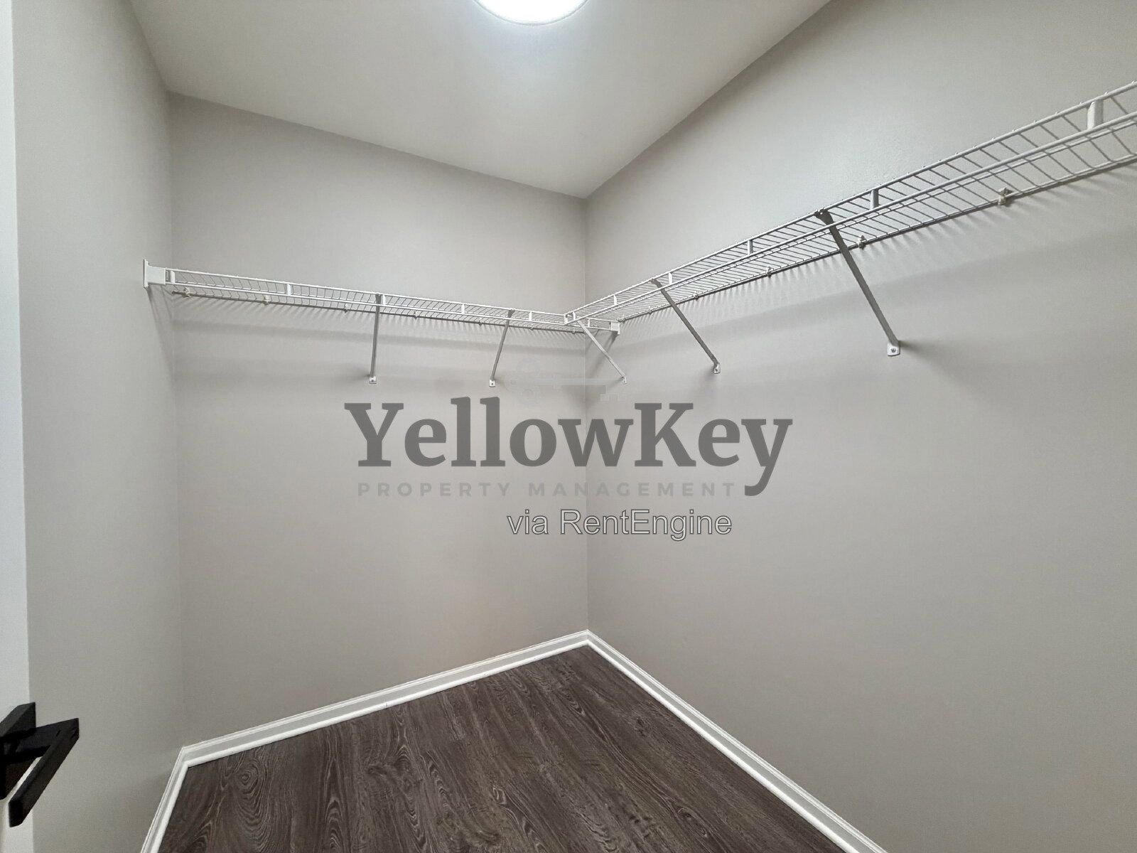 Clean and Updated 3 Bed 2.5 Bath Townhome in an excellent neighborhood. property image