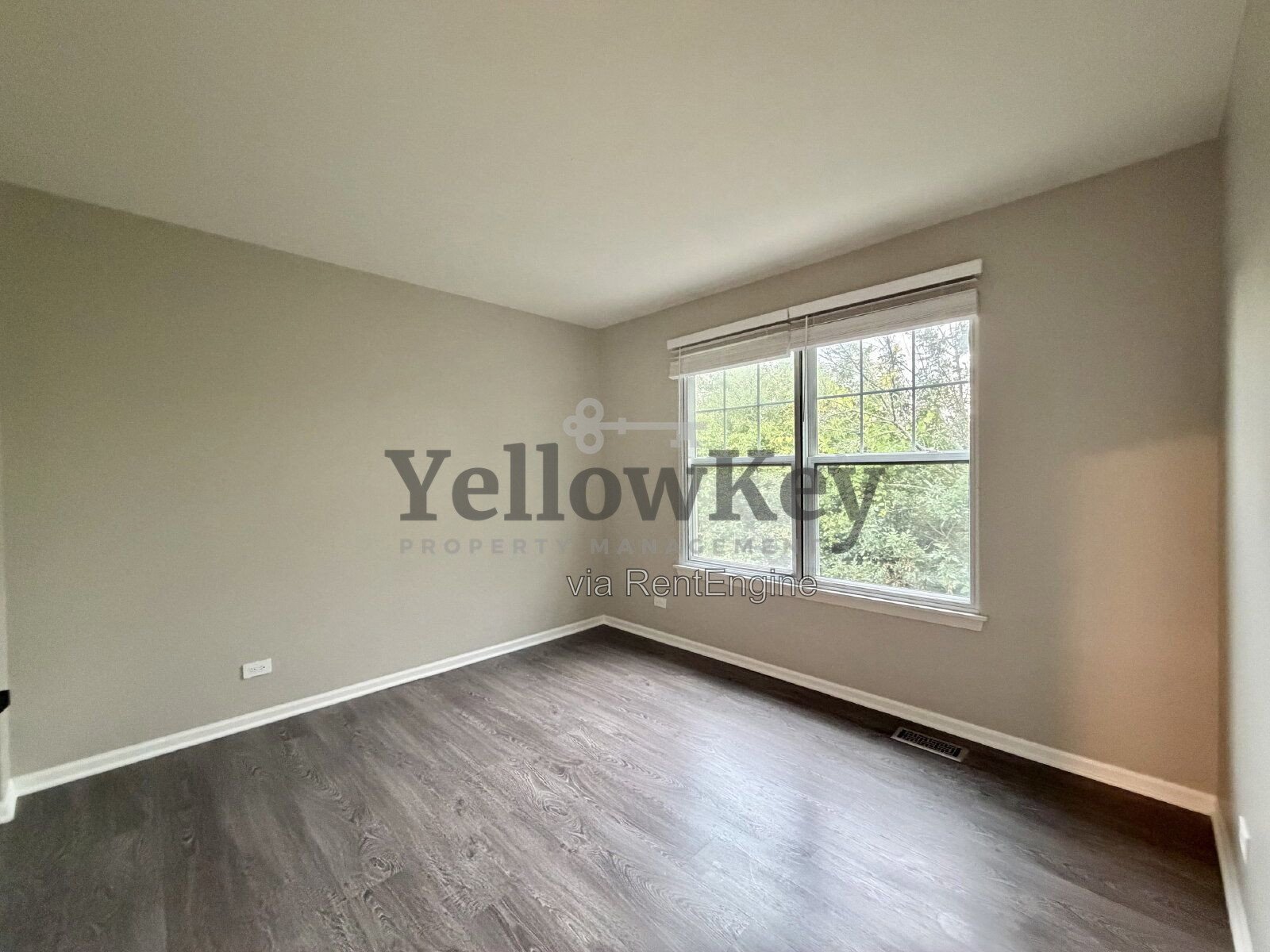 Clean and Updated 3 Bed 2.5 Bath Townhome in an excellent neighborhood. property image