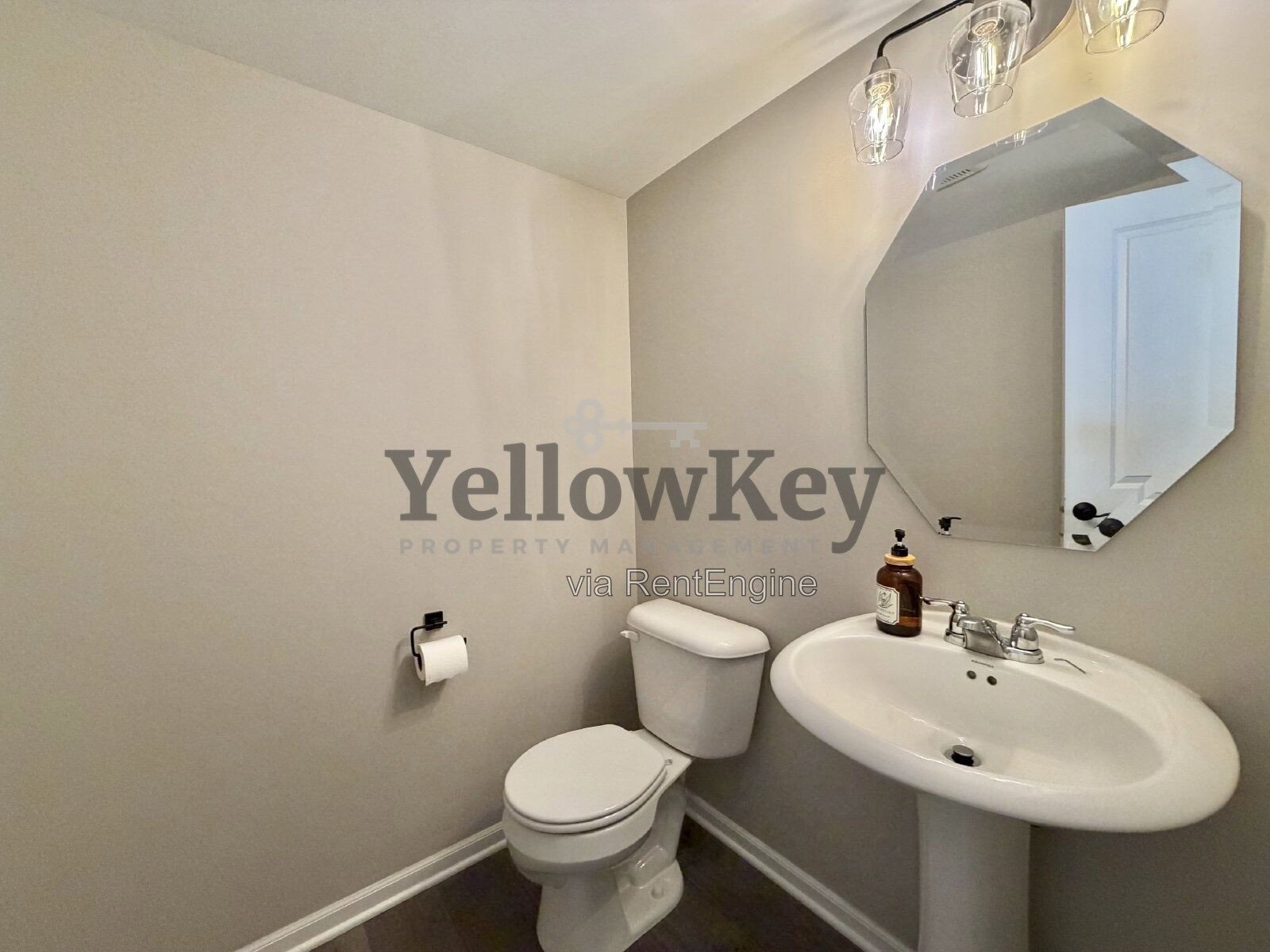 Spacious and Updated 3 Bed 2.5 Bath 3 Story Townhome Built in 2023. property image