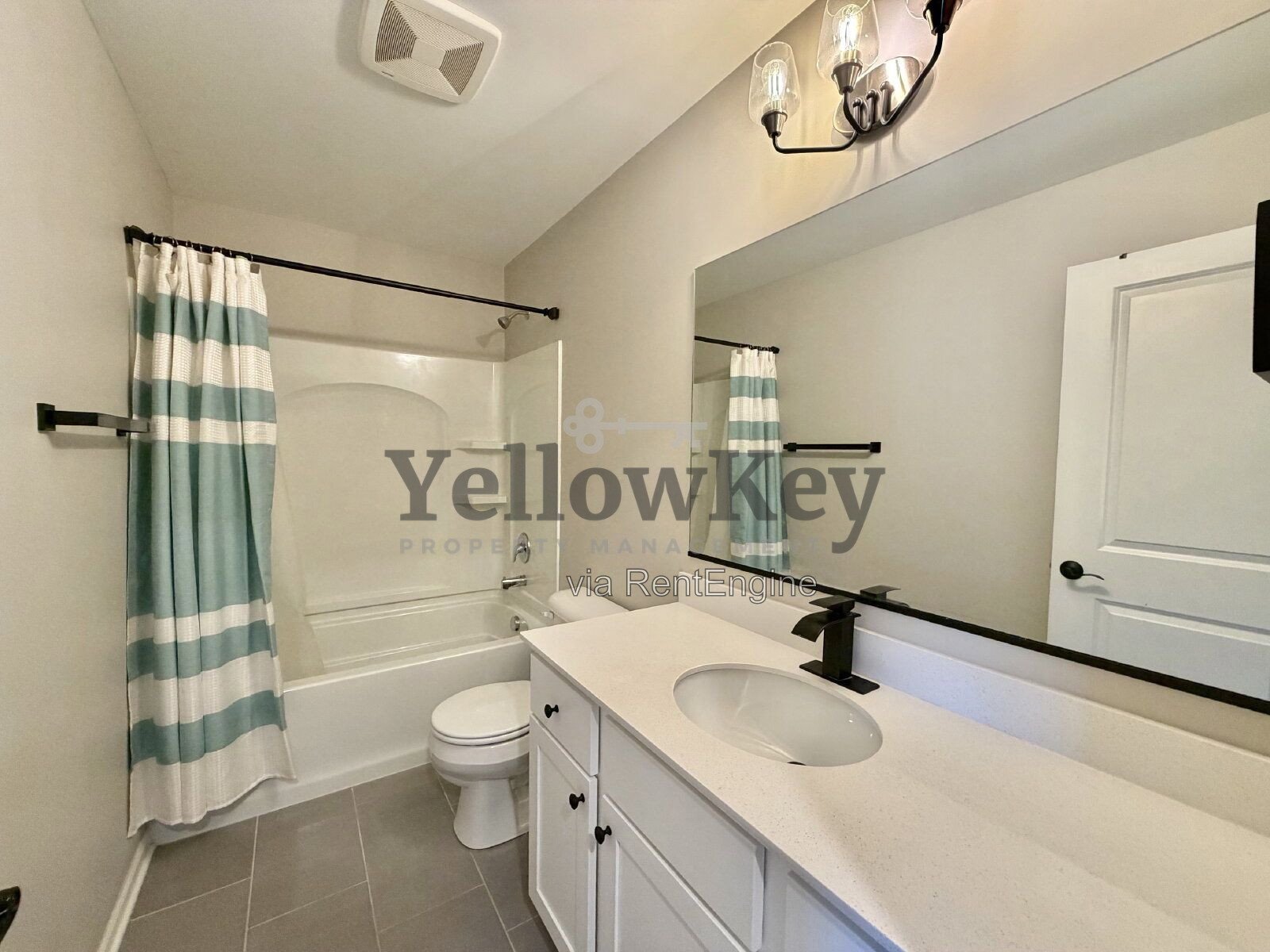 Spacious and Updated 3 Bed 2.5 Bath 3 Story Townhome Built in 2023. property image