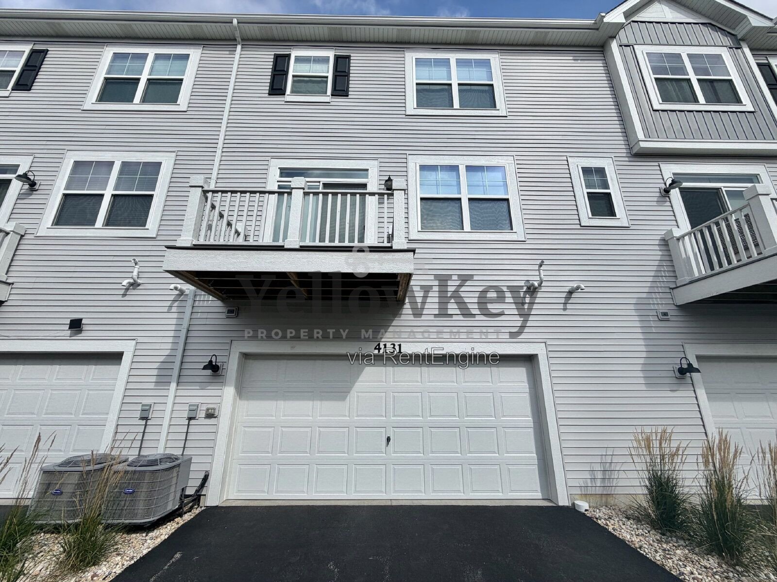 Spacious and Updated 3 Bed 2.5 Bath 3 Story Townhome Built in 2023. property image
