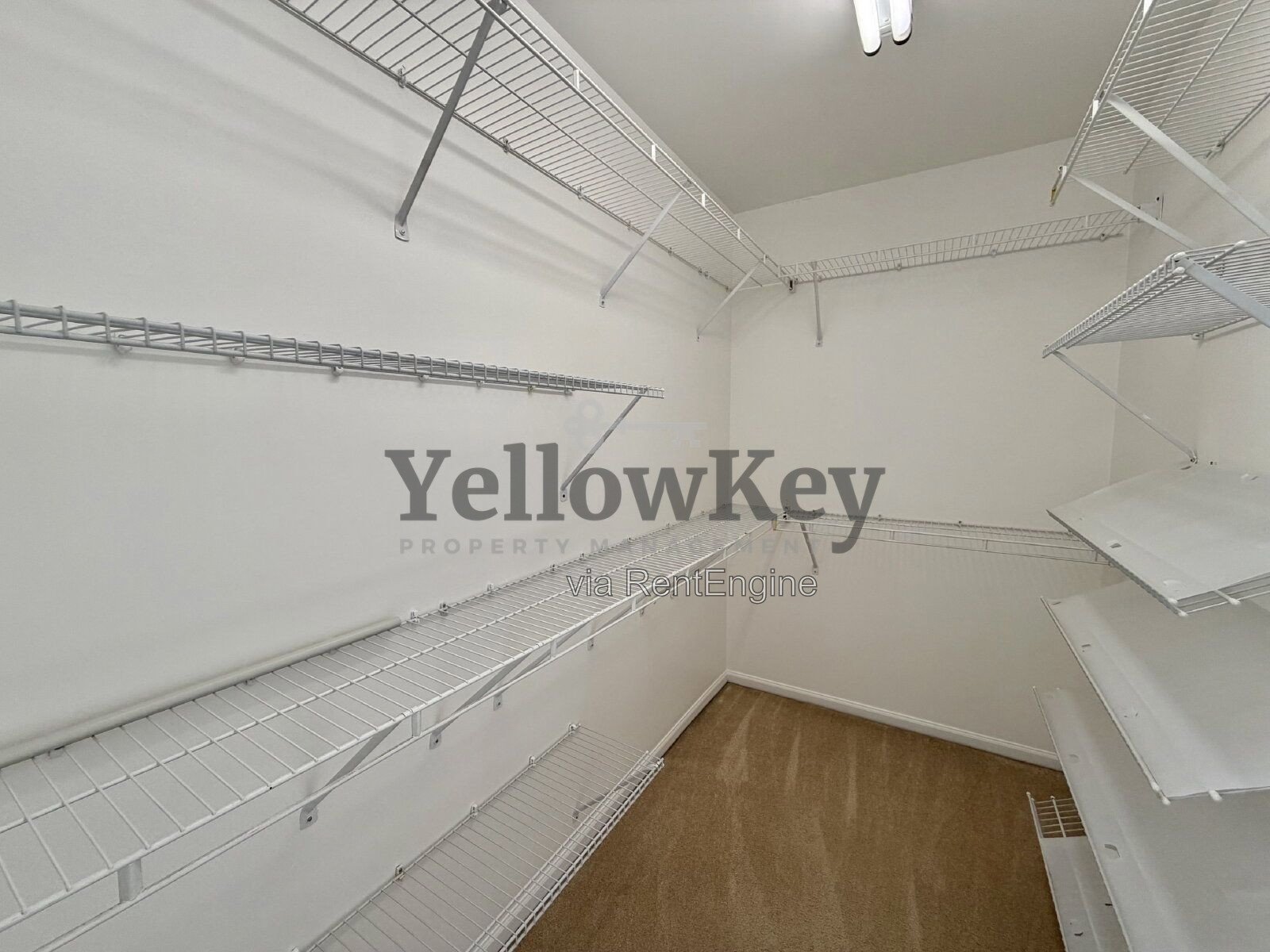 Desirable 3bd 3.5ba Hidden Lakes Townhome in Green Trails. property image