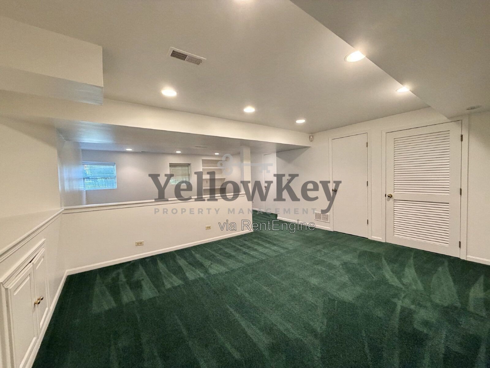 Desirable 3bd 3.5ba Hidden Lakes Townhome in Green Trails. property image