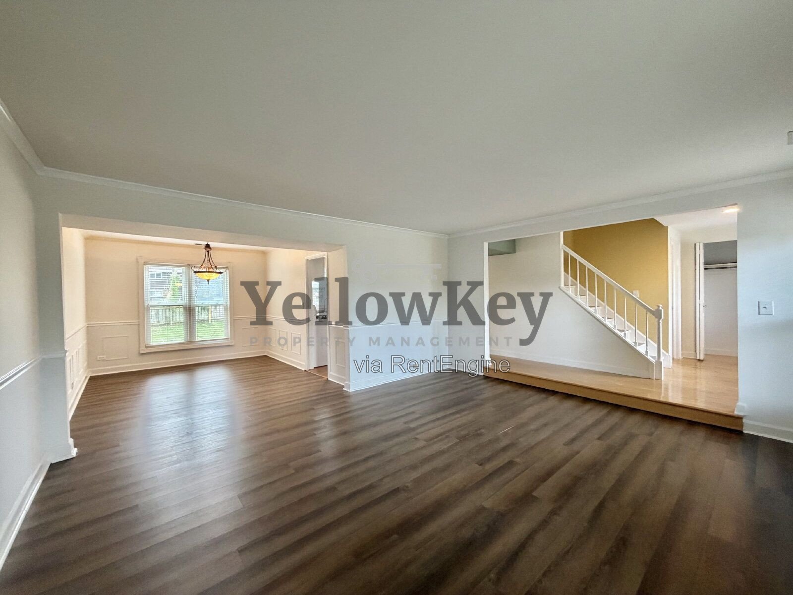 Charming 3 Bedroom Single Family Home in an Excellent Carol Stream Neighborhood. property image