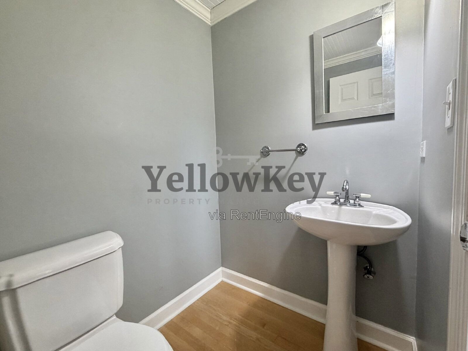 Charming 3 Bedroom Single Family Home in an Excellent Carol Stream Neighborhood. property image